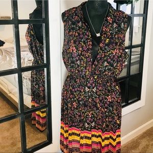 Adorable boho country dress. Comes with belt!